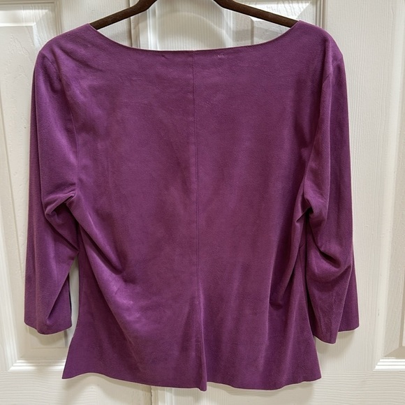 Max Studio Ultrasuede vneck top size M - Picture 2 of 6